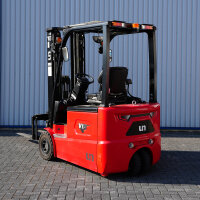 GEBRAUCHT 3-Rad-Gabelstapler 1600 kg rot